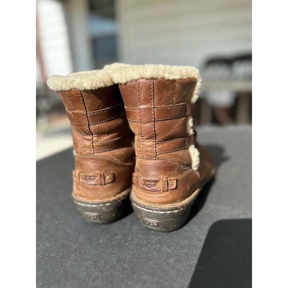 UGG australia lattice